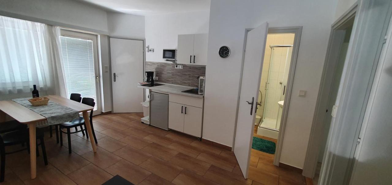 Forrest Apartman Денешдиаш Экстерьер фото